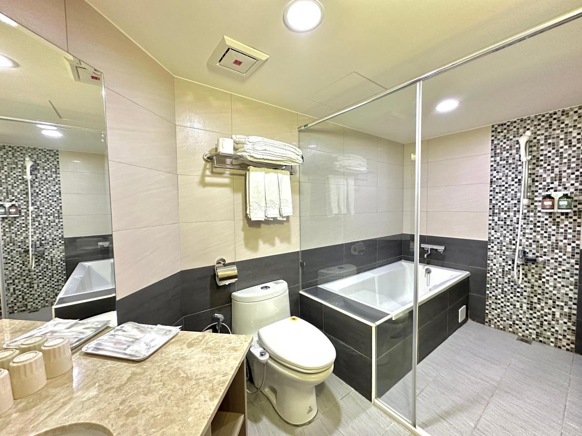 Mei Hotel Taichung Dış mekan fotoğraf