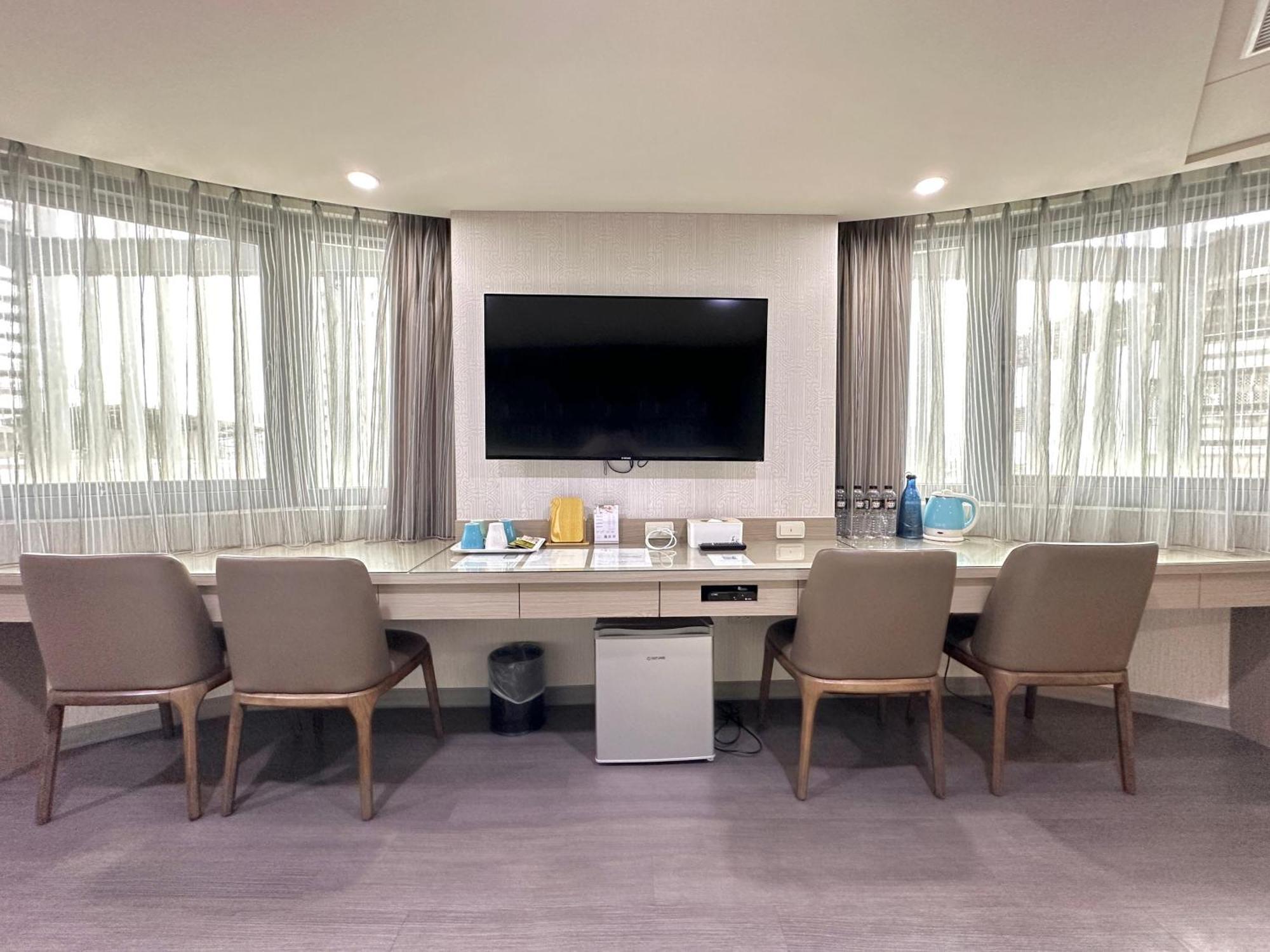 Mei Hotel Taichung Dış mekan fotoğraf