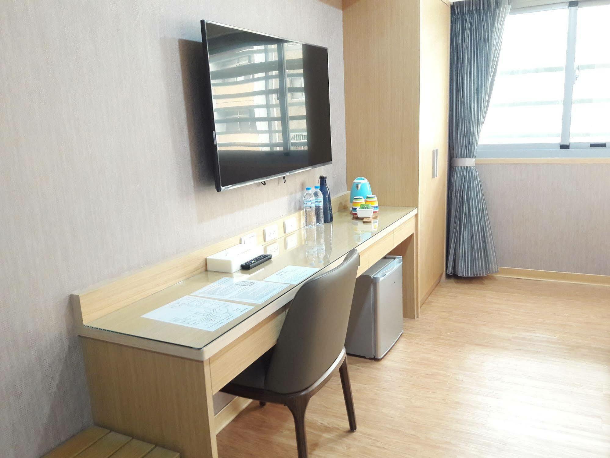 Mei Hotel Taichung Dış mekan fotoğraf